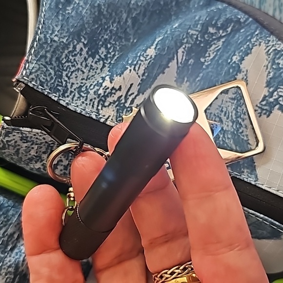 NWT Busch beer X Crocs. All terrain with specialty bag and working flashlight! - Picture 4 of 6